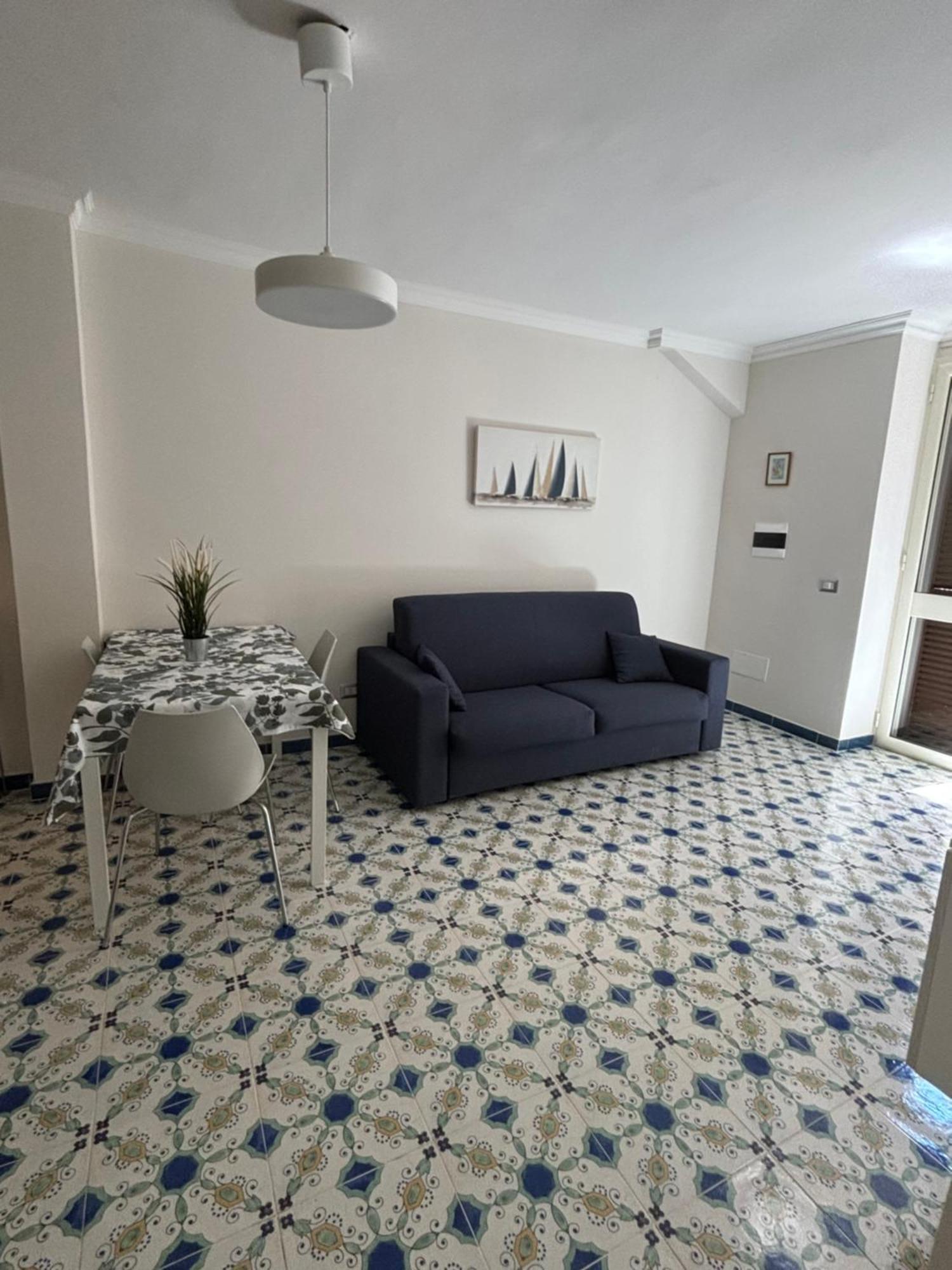 B&B La Marinella 帕利努罗 外观 照片