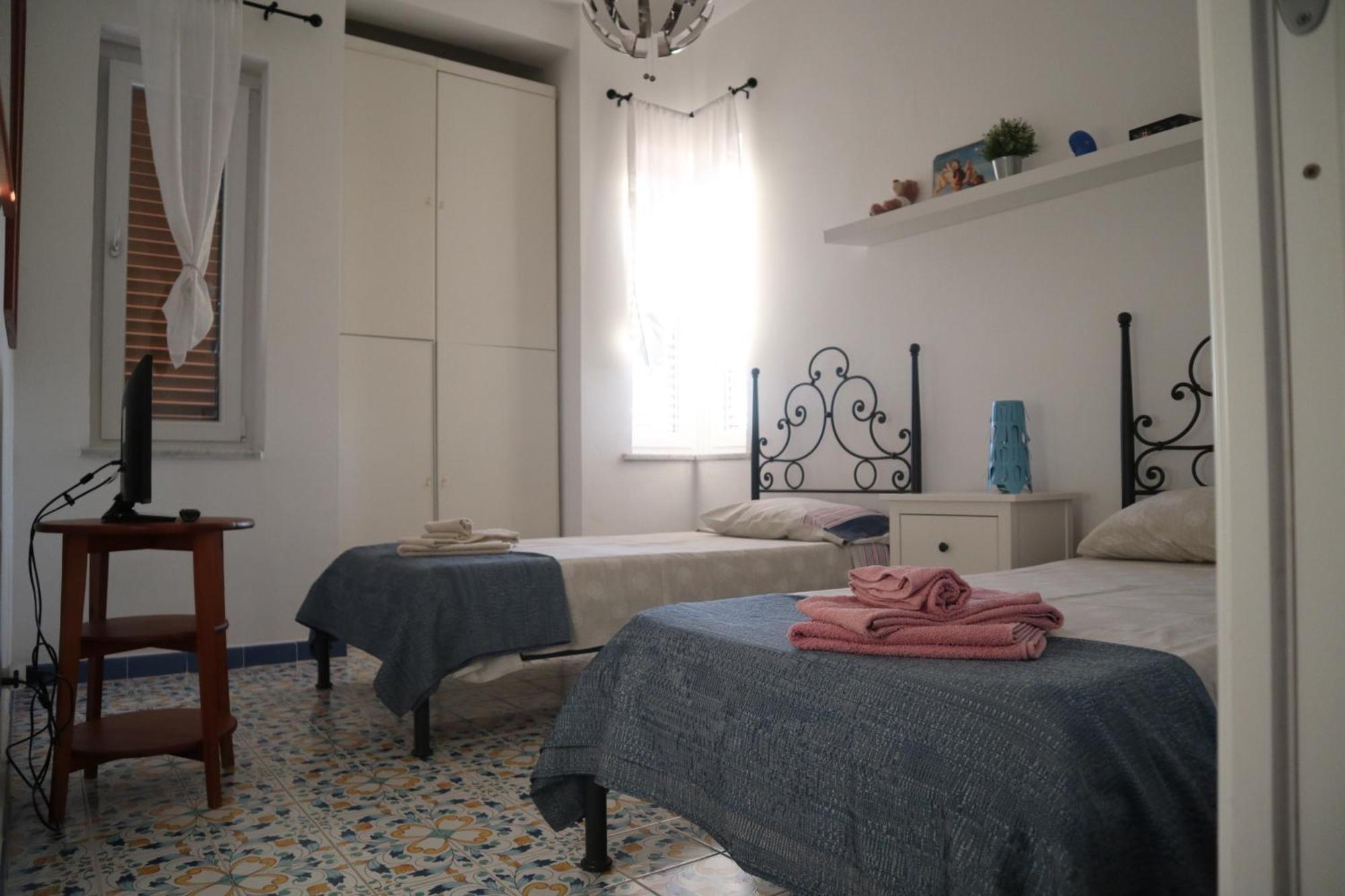 B&B La Marinella 帕利努罗 外观 照片