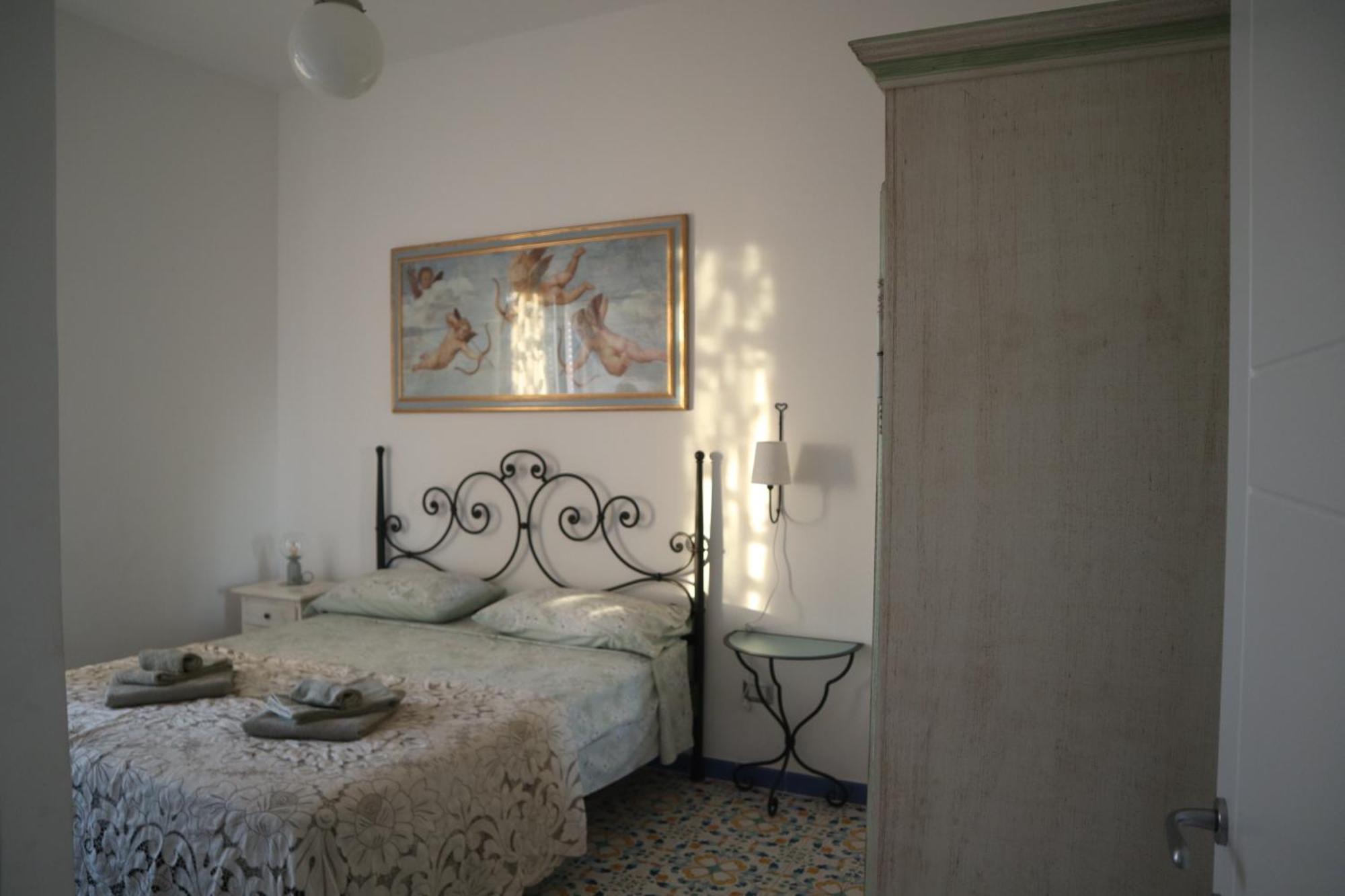 B&B La Marinella 帕利努罗 外观 照片